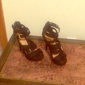 Cute Black Strappy Sandals - size 6
